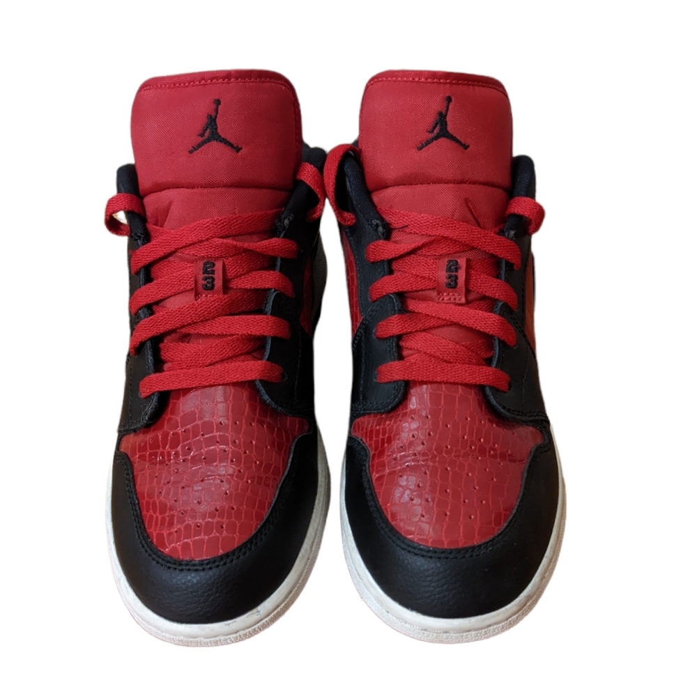 Air Jordan 1 GS Gym Red & Black
